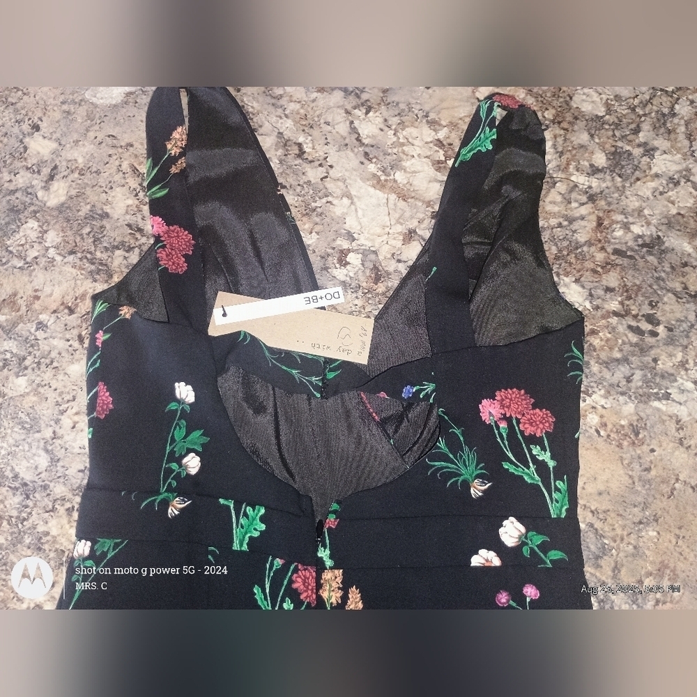 Done women's one piece jumpsuit size small black multicolored perfect brand new - Picture 3 of 6